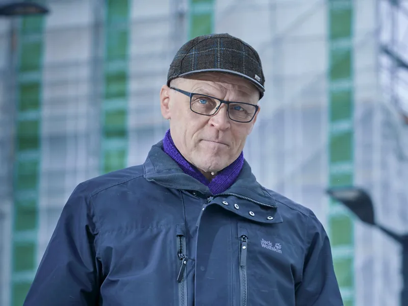 Rakennusliiton puheenjohtaja Matti Harjuniemi löytää ongelmia rakennusalan kevytyrittäjyydestä.