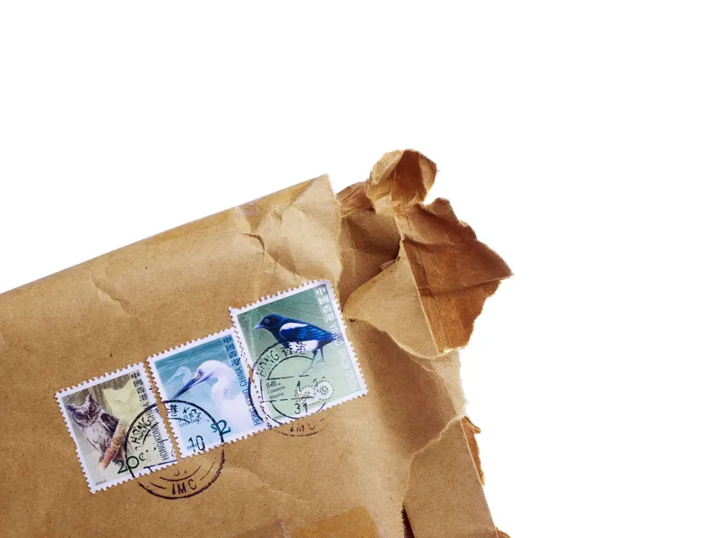 Perinteisellä postilla lähetetyt paperiset kokouskutsut eivät aina ehdi ajoissa perille.
