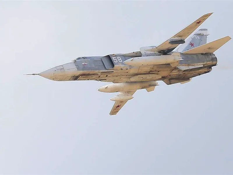 Suhoi Su-24 (Nato-koodinimi ”Fencer”) sotaharjoituksissa Venäjällä elokuussa 2017.