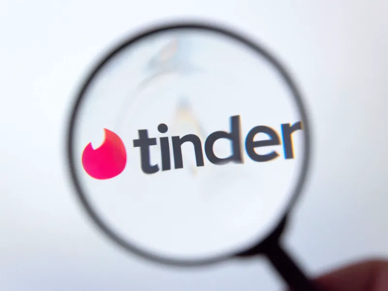 Tinder kehittelee uusia ominaisuuksia – deittipalvelulle uskomaton  kuukausihinta | Talouselämä