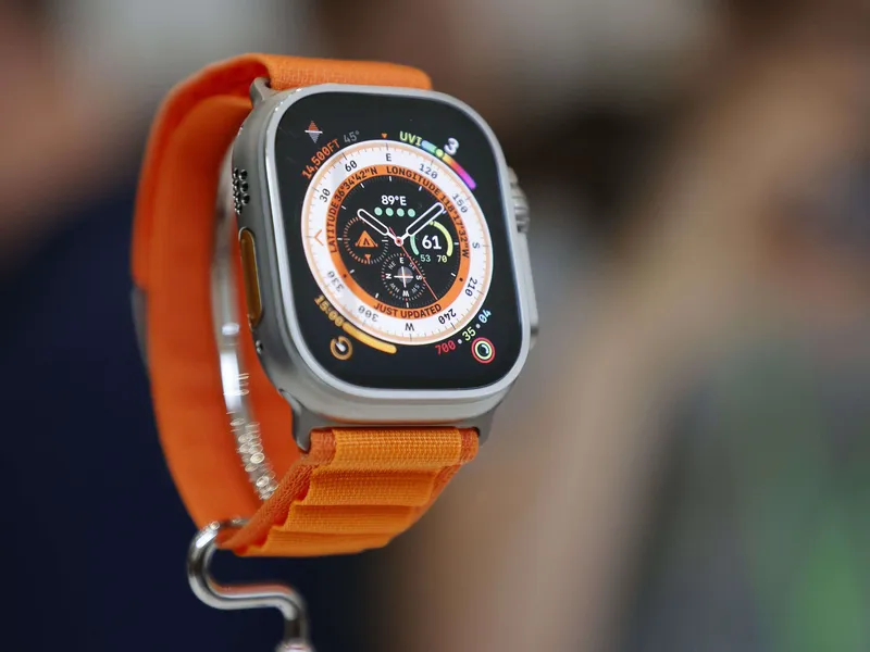 Applen uusi älykello Apple Watch Ultra on suunnattu aktiiviurheilijoiden käyttöön.