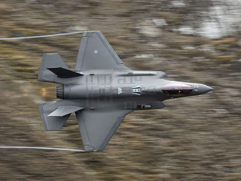 F-35:n Euroopan-valloitus jatkuu. Tämä Italian ilmavoimien F-35A esiintyi lentonäytöksessä Sveitsissä lokakuussa 2022.