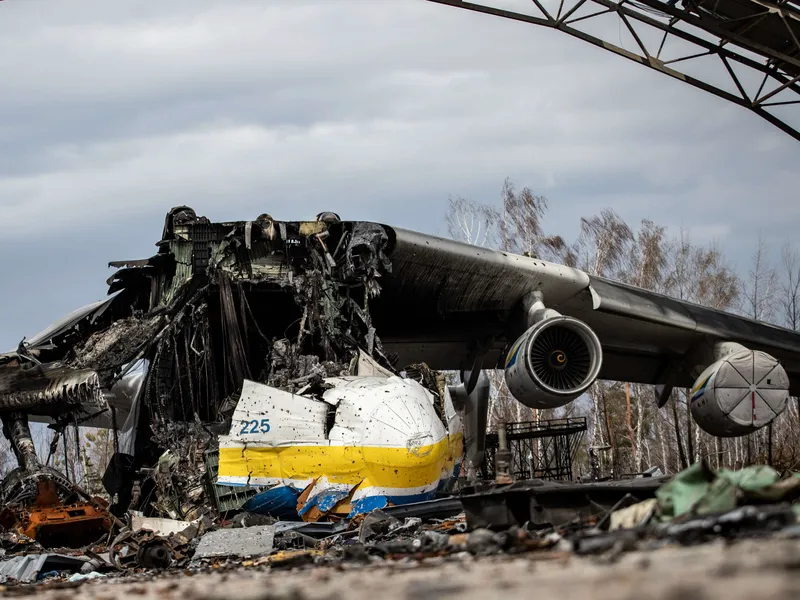 Venäläiset tulittivat maailman ainoa An-225-koneen korjauskelvottomaksi.