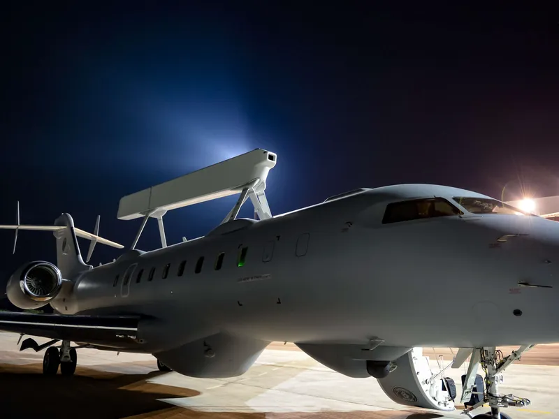 Saabin Bombardier-yhtiön liikesuihkun runkoon rakentama GlobalEye on moderni valvontakone ilma-, meri- ja maatilannekuvan rakentamista varten.