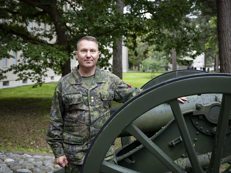 Sotilasprofessori Marko Palokankaan mukaan ajatus sodankäynnin perinteisistä rintamista ovat katoamassa.