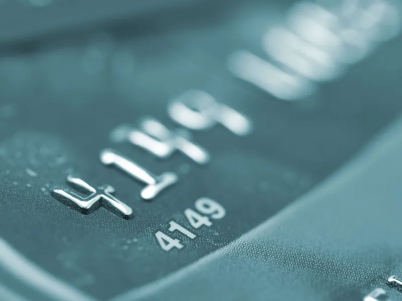 Luottokorttitetoja ei kannata syöttää tuntemattomiin ja epäilyttäviin verkkokauppoihin.