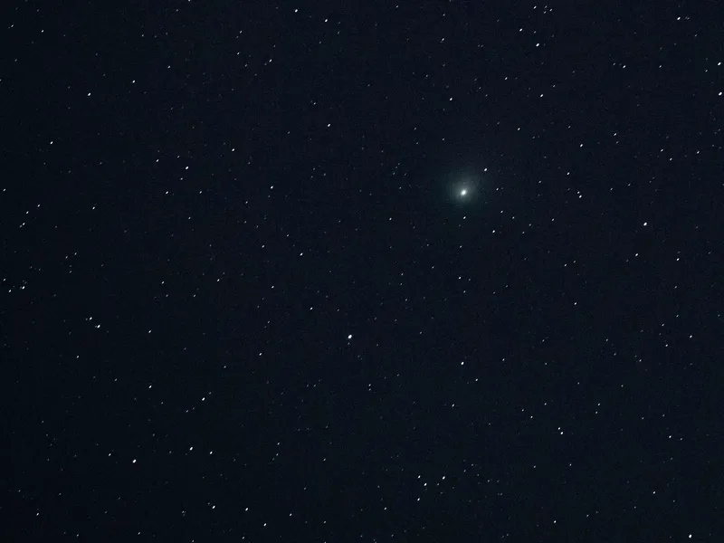 Viimeksi vastaavanlainen vihreä komeetta ohitti Maan tammi-helmikuussa.