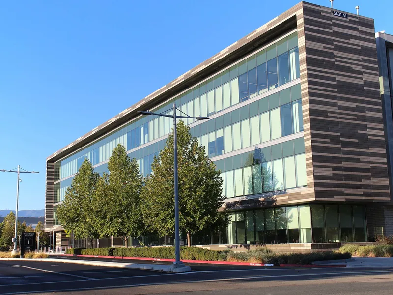 Kuvassa Western Digitalin pääkonttori San Josessa, Yhdysvalloissa. Vahinko sattui yhtiön tehtailla Japanissa.