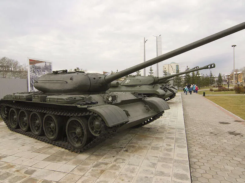 Tältä näyttää ensimmäinen Neuvostoliitossa toisen maailmansodan jälkeen valmistettu panssarivaunumalli.