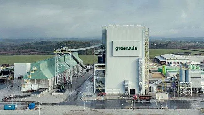 Ensin toimitus, sitten huolto. Greenalian biomassavoimalaitos Espanjassa käyttää Valmetin toimittamaa tekniikkaa.