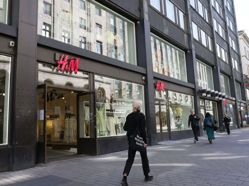 Muotitalot ovat pörssin koviksia – H&M:n osakkeen noste jatkuu, Marimekon  on parannettava juoksuaan | Talouselämä