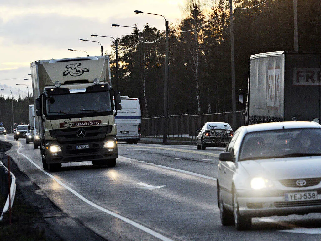 ABAX nousi ykköseksi sähköisissä ajopäiväkirjoissa | Kauppalehti