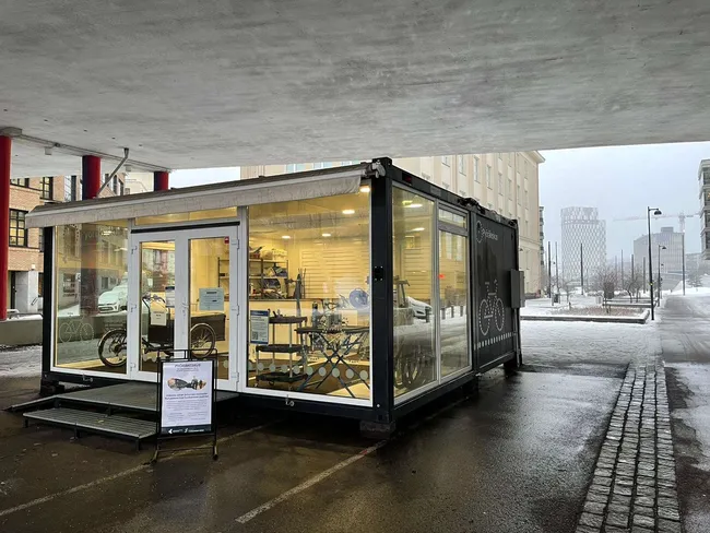 Fillaroijia auttava Pyöräkeskus avautuu jälleen maanantaina Helsingissä –  moni käy myös kysymässä mielipidettä pyörän kunnosta | Tekniikka&Talous
