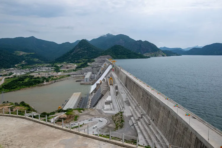 j-ttim-isen-vesivoimalan-teho-on-5-150-mw-yksi-maailman-suurimmista
