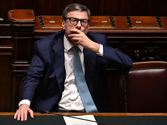 Velkakuri taas tauolle? Taloustieteilijältä raju ryöpytys: ”Paluuta ei ole”