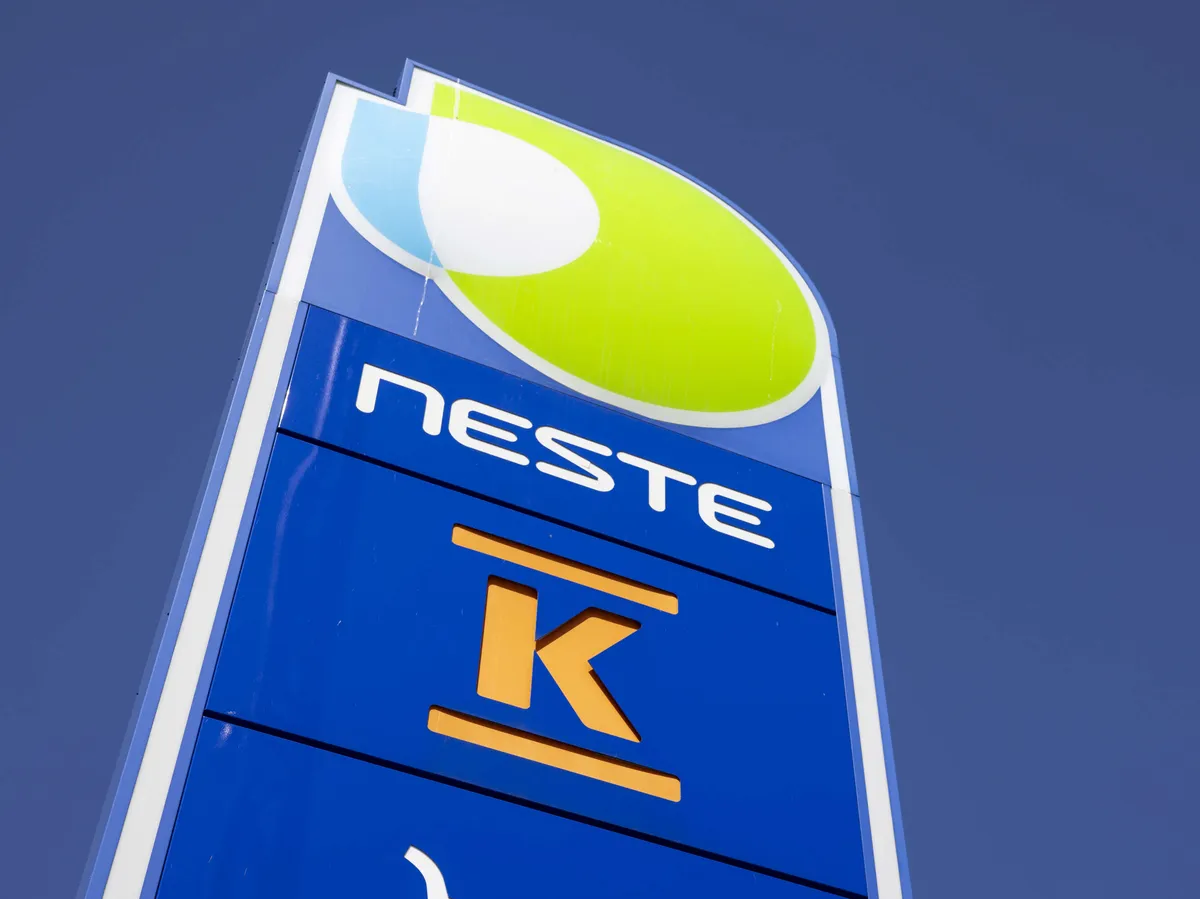 Neste hosts investor call, stock drops nearly 5 percent