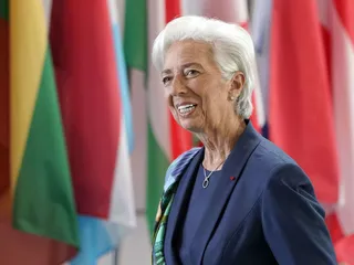Euroopan keskuspankin (EKP) pääjohtajana toimii Christine Lagarde. Hän kuuluu pankin ylimpään päätöksentekoelimeen, EKP:n neuvostoon, joka muodostuu keskuspankin johtokunnan kuudesta jäsenestä ja euroalueen 19 maan kansallisen keskuspankin pääjohtajista.