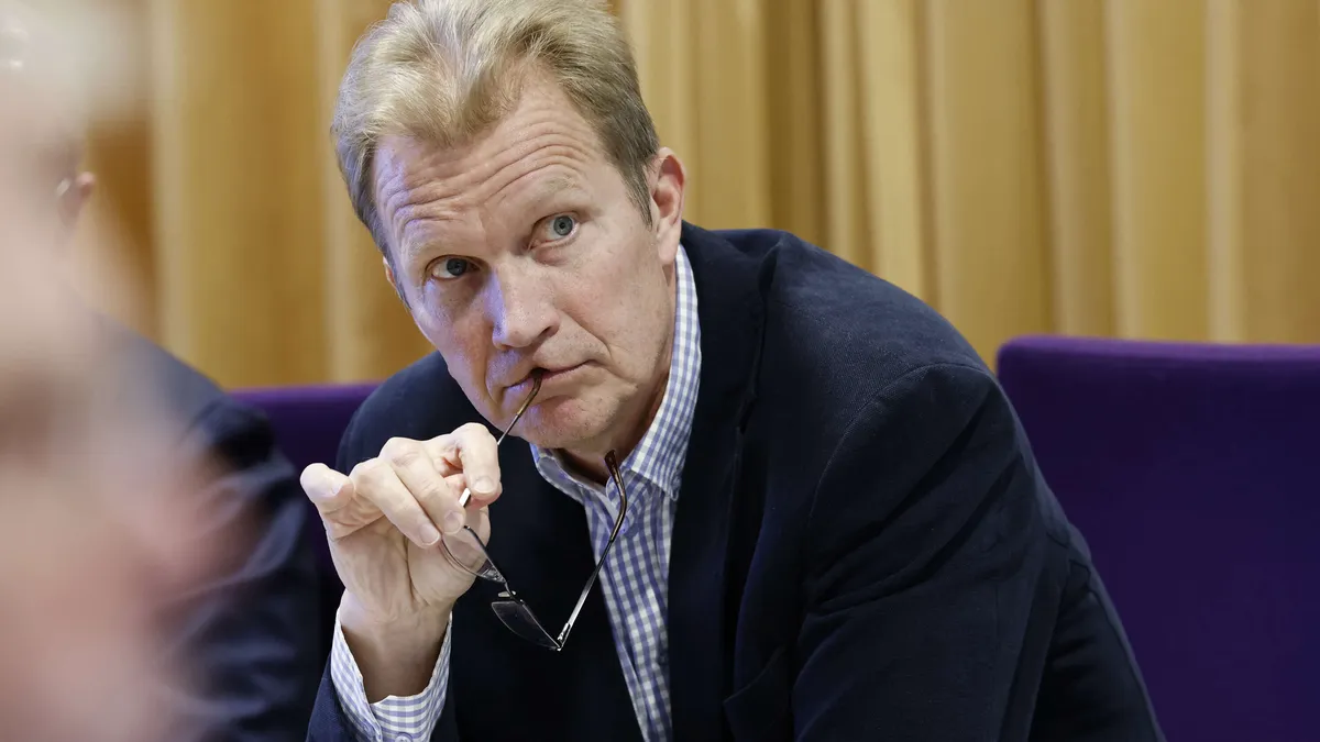 Sähkön hinta nousee, ellei ”ideologinen lukko” pia