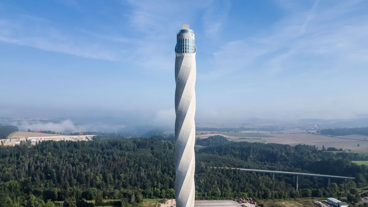 Koneen spekuloidusta jättikaupasta syntyisi synergioita, mutta mitä synergiat ovat? – Mika Heikkilä: Yksi seikka aiheuttaa nipistyksen