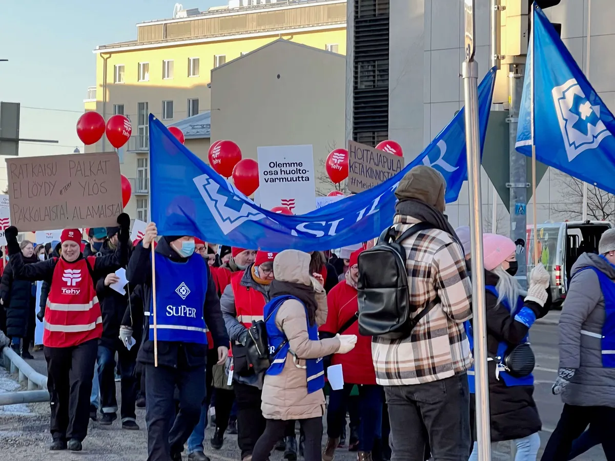 Aki Lindén Lakosta: ”Näyttää Uhkaavan Henkeä Ja Terveyttä” – Liitot ...