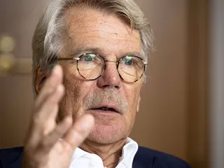 Björn Wahlroos otti kirjanjulkistamistilaisuudessaan kantaa muun muassa työmarkkinajärjestelmään. Wahlroosin mukaan järjestelmä kaipaa uudistuksia.