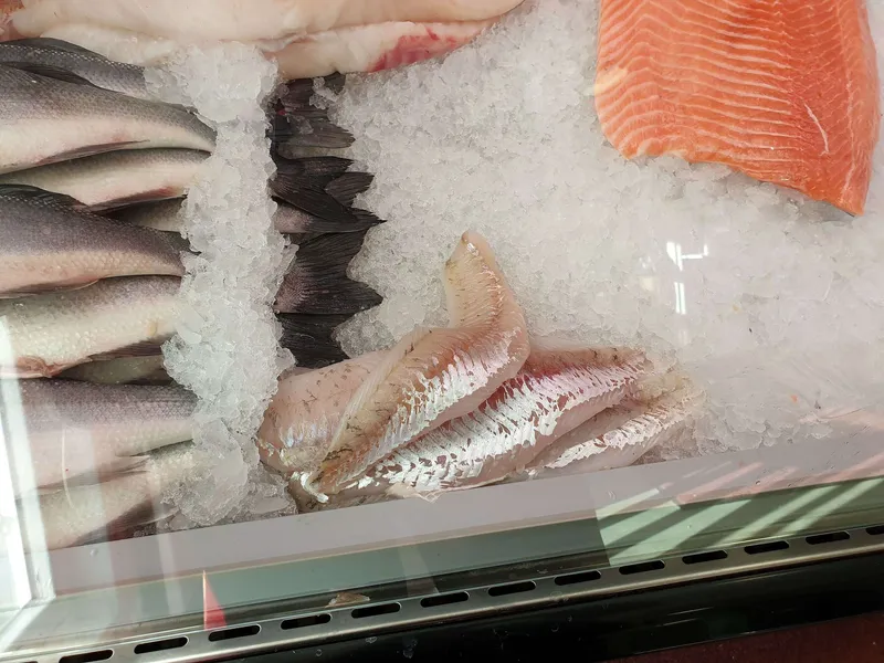 Kalan hintaa ohjailee Suomessa etenkin norjalaisen lohen hinta. Viime vuosina hinta on kirinyt voimakkaasti etenkin vuoden alkupuolella, mutta tasoittunut kesän jälkeen.