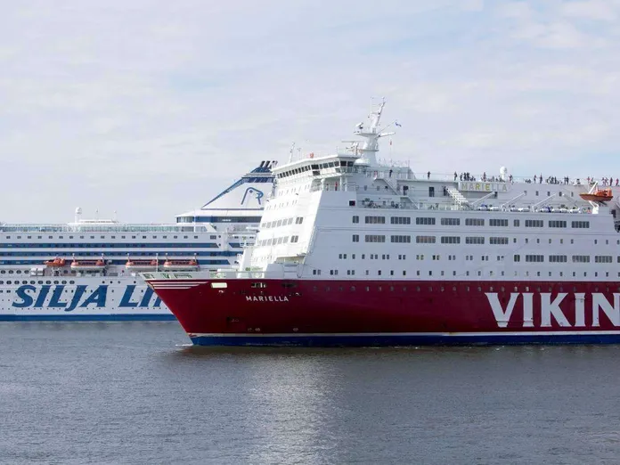 Viking Line lisäsi turvatarkastuksia, 