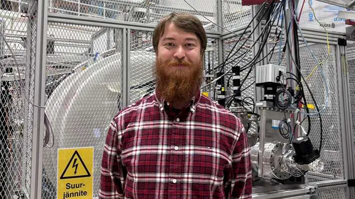 Suomalainen ydinfyysikko teki merkittävän läpimurron väitöksessään – nousi uutiseksi ulkomaillakin