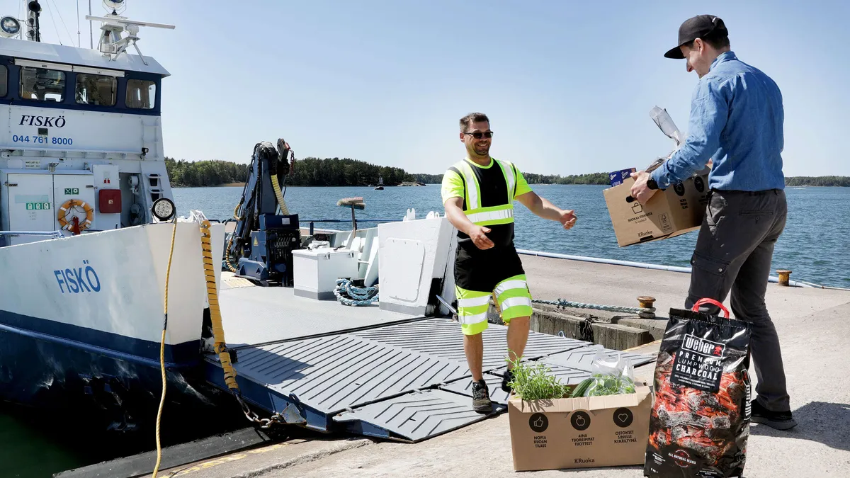 Ruoan verkkokauppa laajeni mökkikuntiin – saaristossa kesäsesonki on  elinehto | Kauppalehti