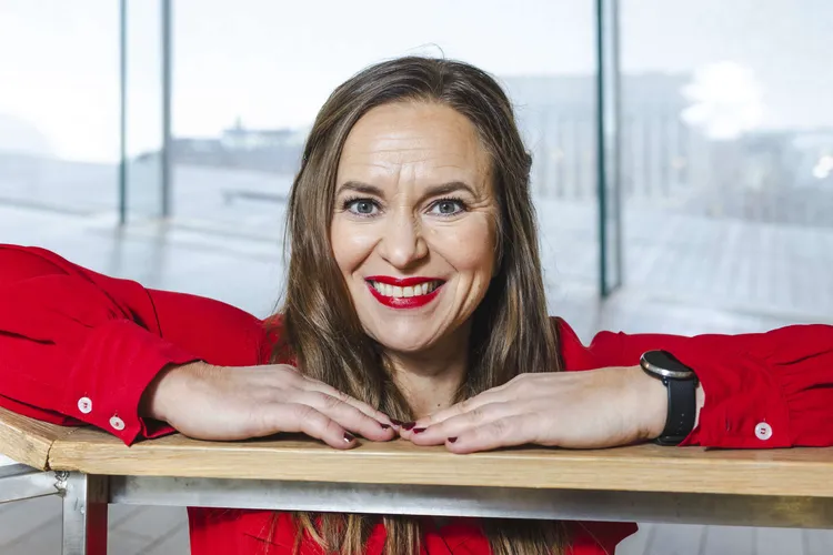 Menestyskirjailija Satu Rämö on myös aktiivinen sijoittaja, jolle yksi ...