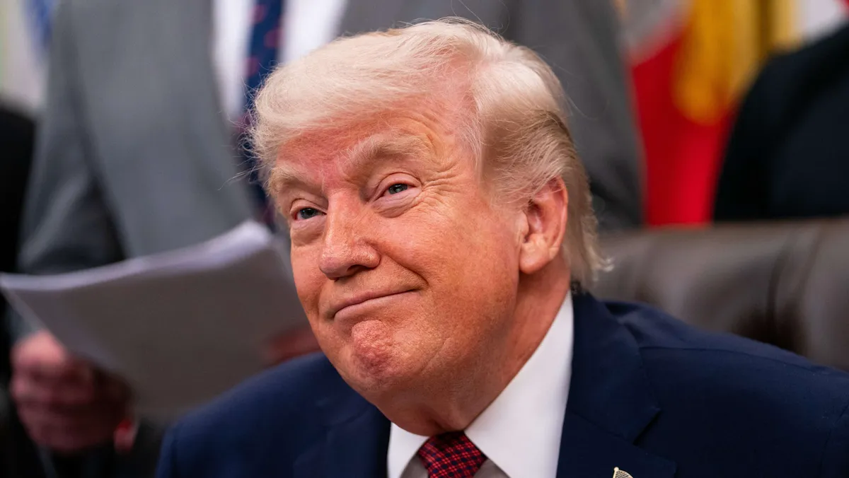 Onko Trumpin kohauttava toiminta vain nerokas harhautus? Mielenkiintoinen paljastus sisäpiiristä