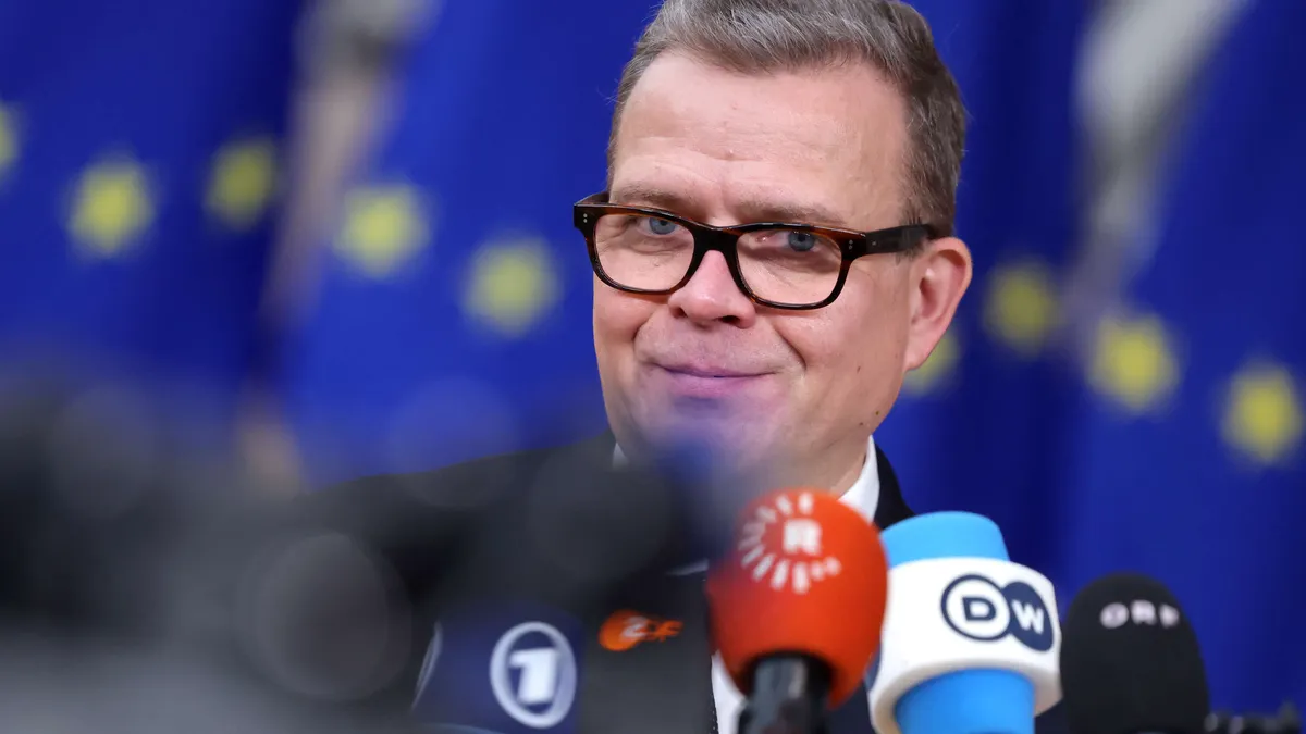 Venäjästä repeää lihava riita: Petteri Orpolta ovela veto