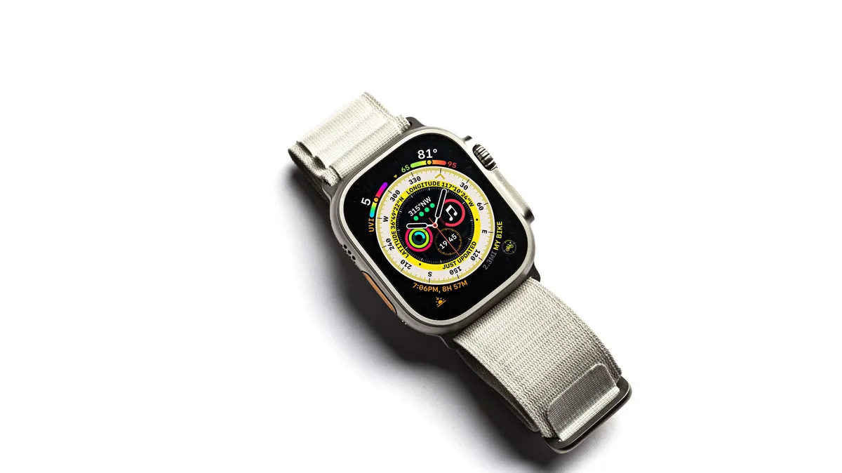 Testissä yli 1000 euron ökyälykello Apple Watch Ultra, jonka hurja ...