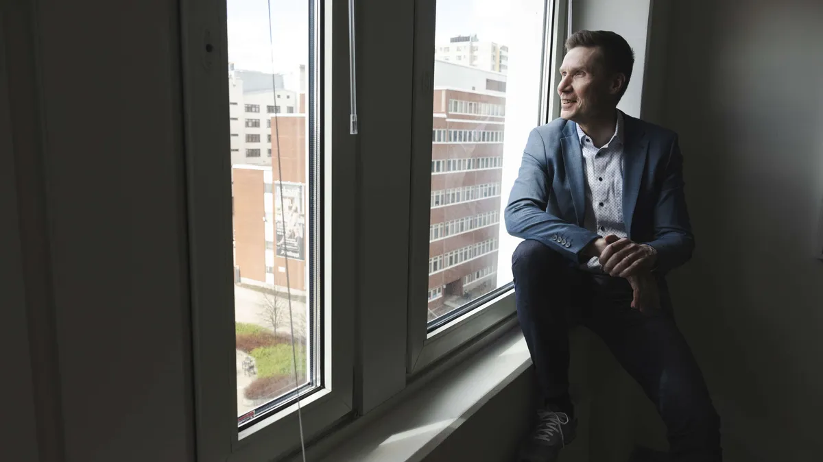 Kai Koskela uskoo tekoälyn muuttavan pankkialaa, mutta ei niin lineaarisesti kuin luullaan