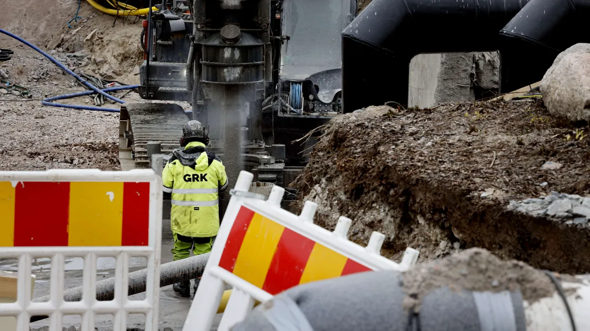 Infrasektorista tuli pörssin valopilkku – Tilauskirjat pullo