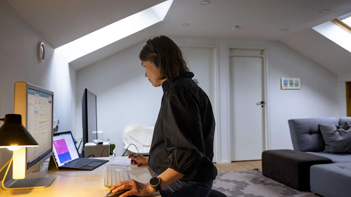 Kritiikki etätyötä kohtaan kasvaa nyt monesta suunnasta: Kovat luvut julki