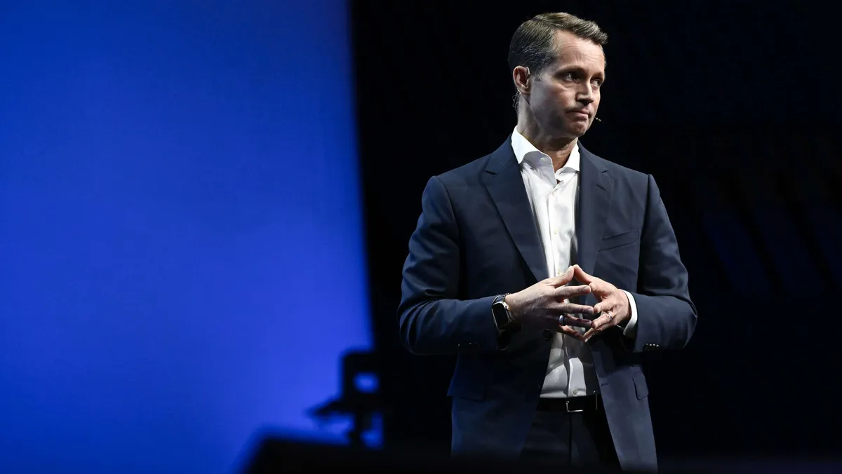 Nokialle miljardin edestä tilauksia, kertoo Justin Hotard ja nostaa esiin tekoälybuumin hulppeat luvut