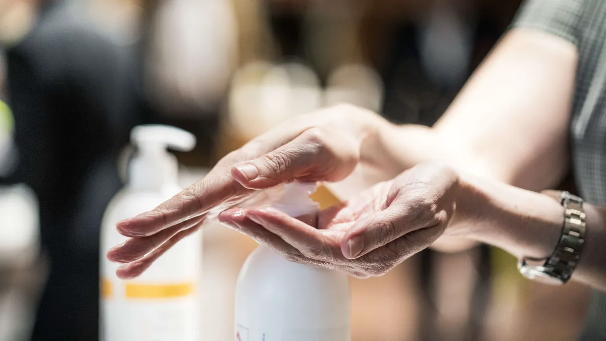EU ban hand sanitizer? – New twist: “This is good news”