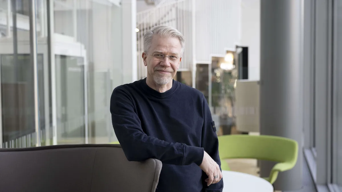 Miksi työnantajat eivät uskalla? Asiantuntija paljastaa etätyön karun totuuden