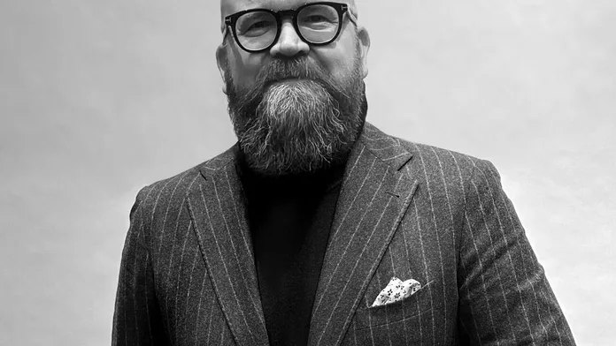 Jani Niipola Fashion Finlandin johtoon: ”Suomalainen muotiala on luovuuden  osalta kansainvälistä tasoa” | Kauppalehti