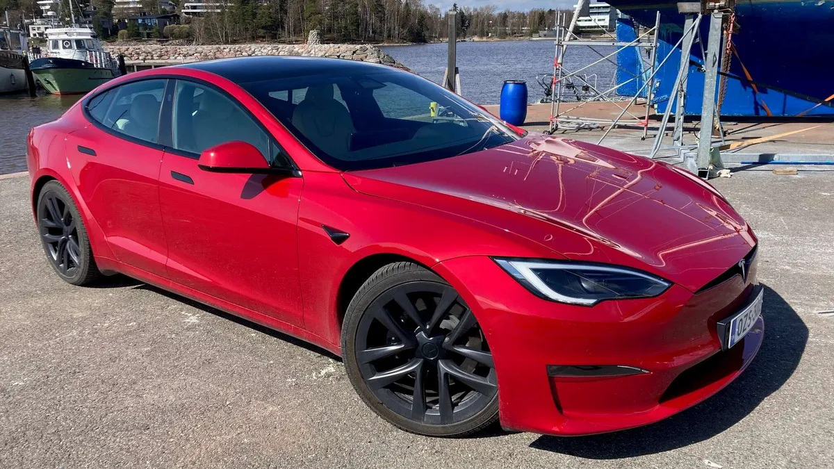 Tesla valmisti viimeiset Model S ja Model X -mallit – Uusia ei enää ikinä tule