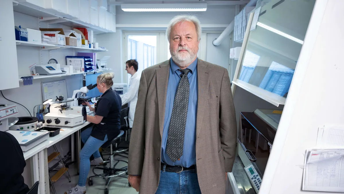 Biologian professori kehittää Tampereella lääkettä keliakiaan – ”Ensimmäinen ansaitsee miljardeja”