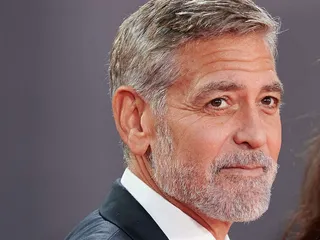 Uuden tutkimuksen mukaan yhdysvaltalaiset pankinjohtajat ovat tyypillisesti noin 50–60-vuotiaita valkoisia miehiä, joten heitä vertailtiin samaa ryhmää edustavaan, yleisesti hyvännäköisenä pidettyyn näyttelijä George Clooneyhin.