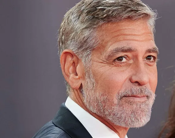 Uuden tutkimuksen mukaan yhdysvaltalaiset pankinjohtajat ovat tyypillisesti noin 50–60-vuotiaita valkoisia miehiä, joten heitä vertailtiin samaa ryhmää edustavaan, yleisesti hyvännäköisenä pidettyyn näyttelijä George Clooneyhin.