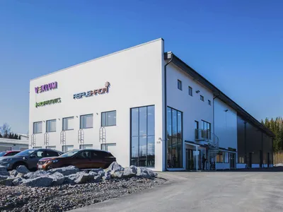 Uusi puolijohde- ja lasertehdas sijaitsee Ruskossa Tampereella.