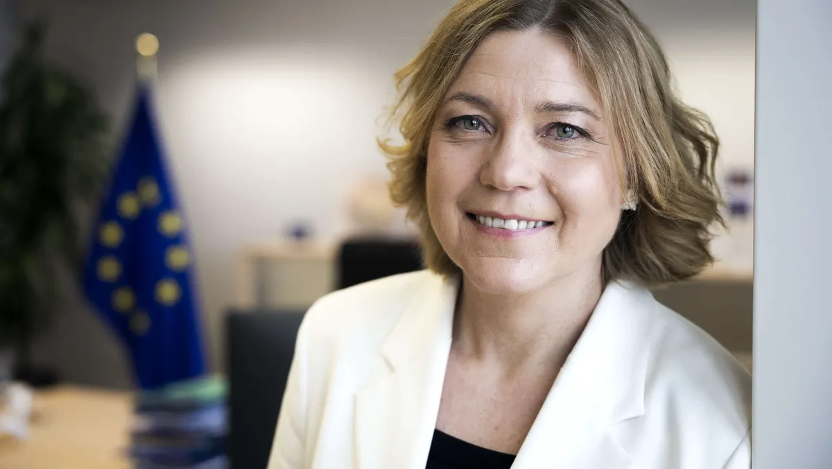 Henna Virkkunen paljastaa: EU:n jätti-investointi gigatehtaisiin käynnistyy pian – Tässä on syy