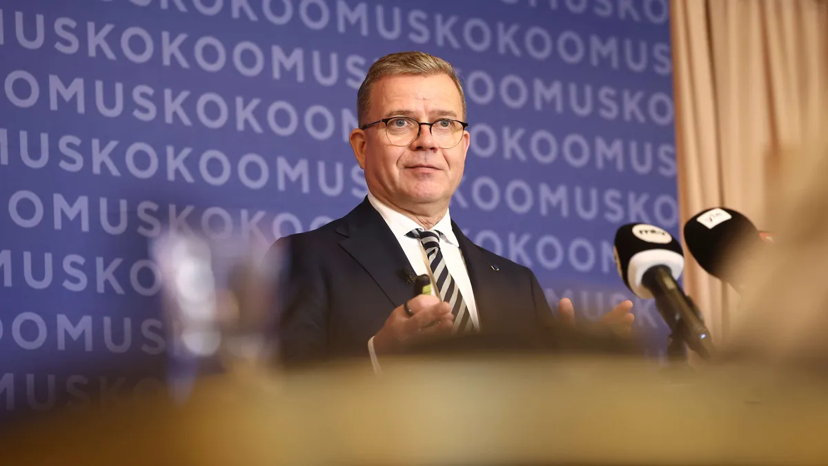 Kokoomukselta raju leikkauspaketti: ”Moukareita taotaan nyt”
