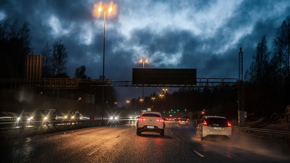 Kilometriveron maksaja paljastuu, ja se näyttää rumalta