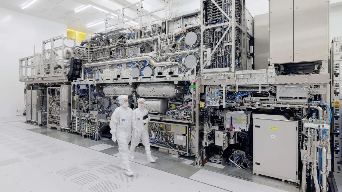 Tämä härveli maksaa yli 350 miljoonaa euroa, ja kaikki viedään käsistä