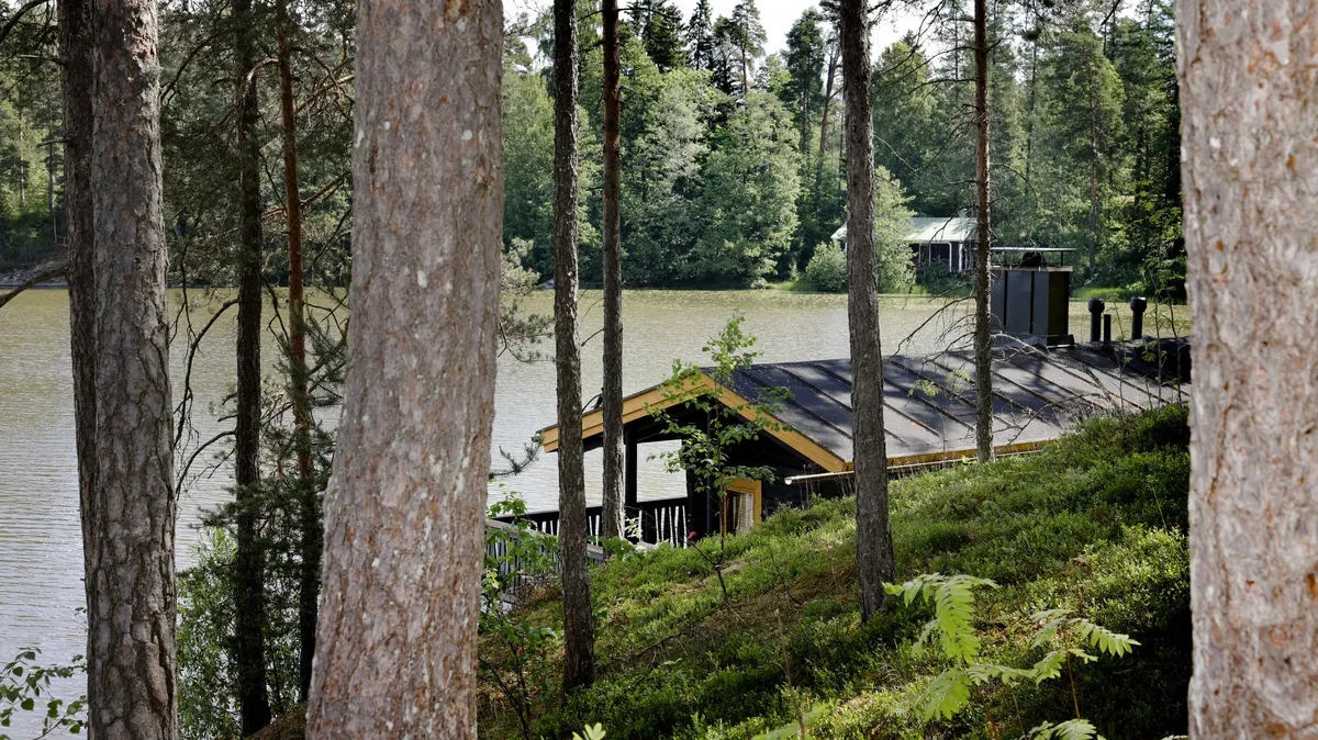 Moni yli 2 hehtaarin mökkitontin omistaja sai verottajalta ikävän yllätyksen – Virheitä korjataan